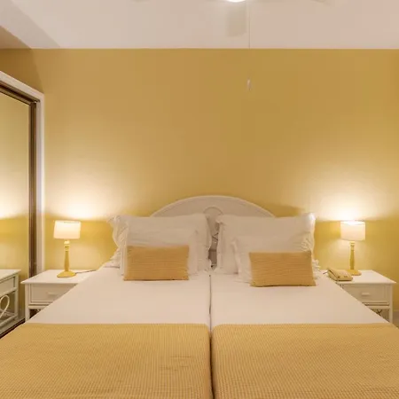 Charming Penthouse In Pestana *