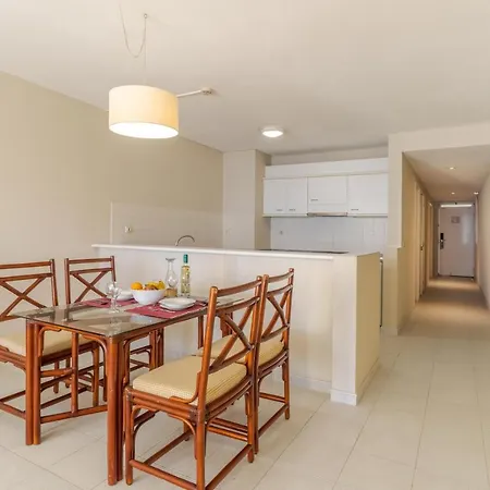 Charming Penthouse In Pestana 아파트 푼샬