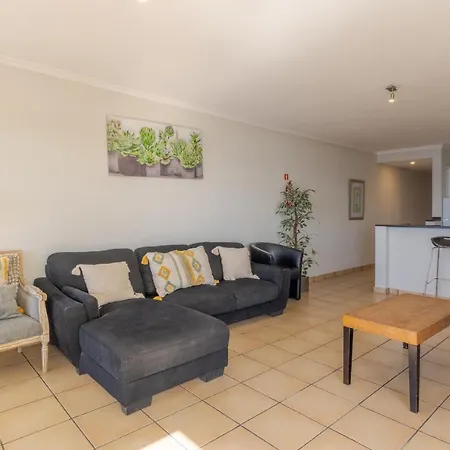 Charming Penthouse In Pestana Διαμέρισμα Φουνκάλ