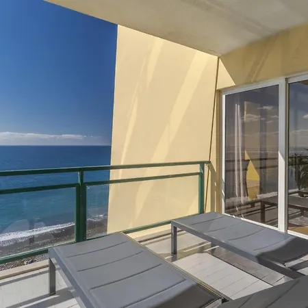 Διαμέρισμα Charming Penthouse In Pestana Φουνκάλ