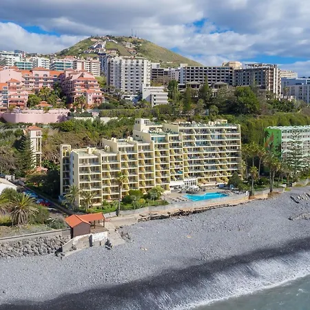 Charming Penthouse In Pestana Διαμέρισμα Φουνκάλ
